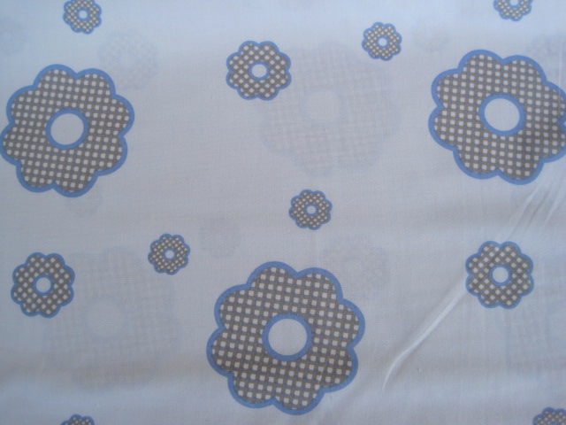 Bedrukte Katoen Bloem Blauw Beige 12 Meter Bedrukte Katoen Bloem Blauw Beige 12 Meter